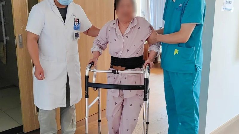 社区养老智能监护系统：守护失能老人的智慧之选