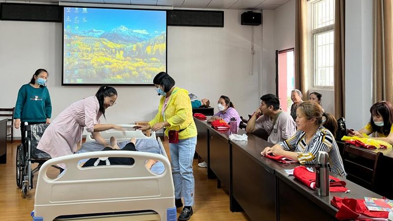 认知症老人护理院费用构成揭秘